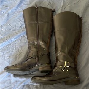 Elegant Brown Riding Boots
